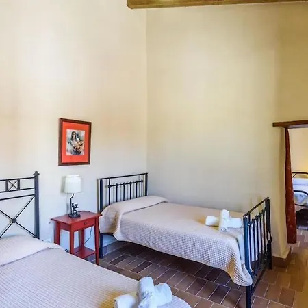 Casa Cortijo En Dehesa Sierra Leon