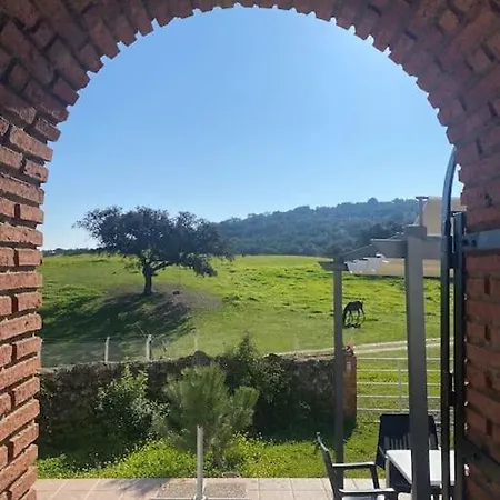 Сasa de vacaciones Casa Cortijo En Dehesa Sierra Leon