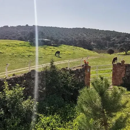 Сasa de vacaciones Casa Cortijo En Dehesa Sierra Leon